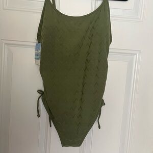 NWT Roxy Women’s One Piece Swimsuit